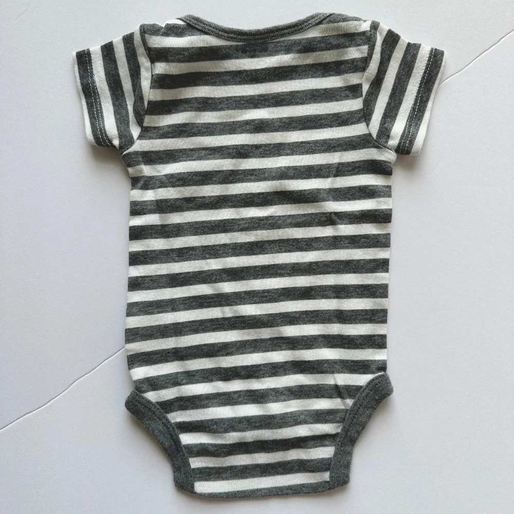 Gender Neutral Onesie White and Grey Stripe Size 0-3M